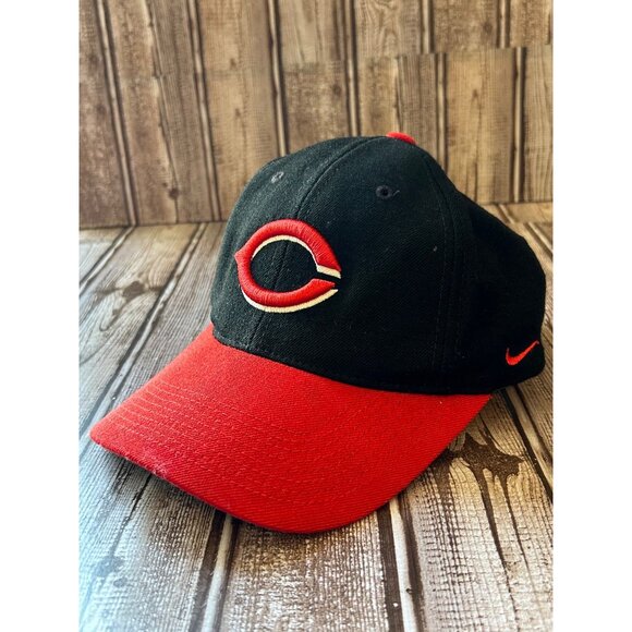 Cincinnati Reds Hat Cap Nike Team 100% Wool Mens Red Black Two Tone MLB Baseball - Picture 2 of 10